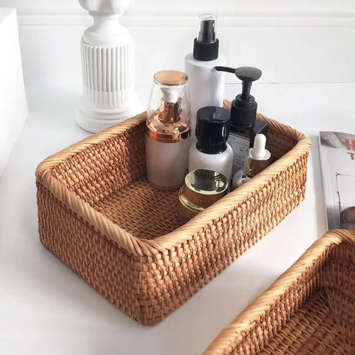 Cesto de Palha Rattan Feito a Mão Indigo